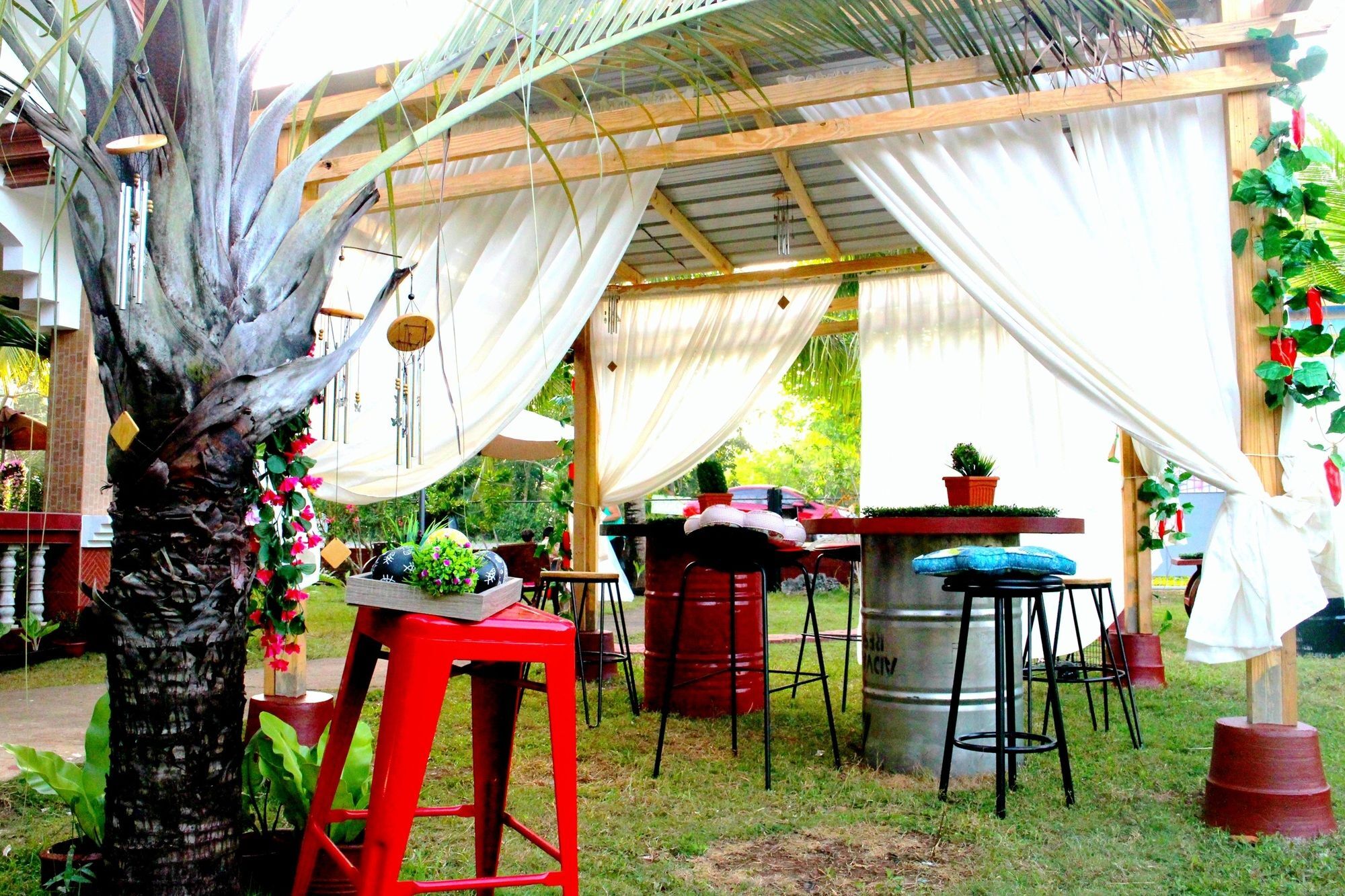 Sea Breeze Hostel - Alona Beach Panglao Eksteriør bilde